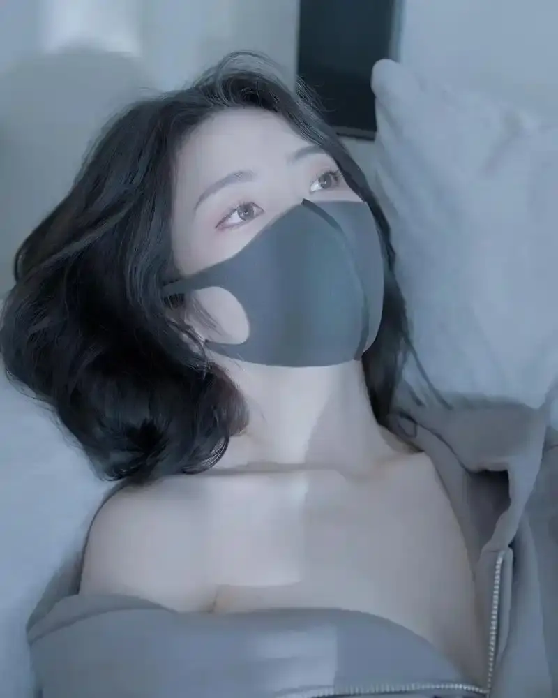 《玩偶姐姐》相关资源图片