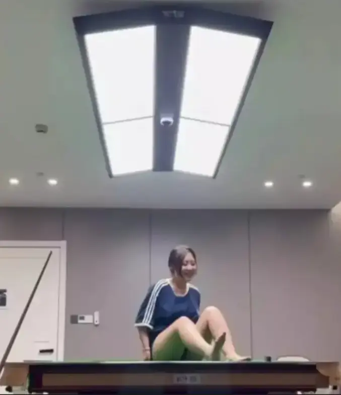 《江苏东台名爵台球厅事件相关视频》