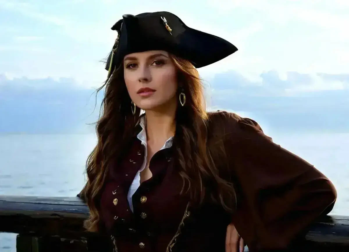 《加勒比女海盗 2：斯塔内蒂的复仇》相关资源图片